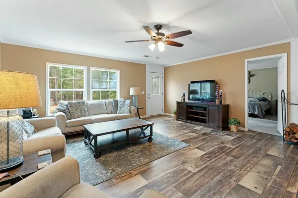 $290,200 | 5412 Stallion Drive, Crestview, FL 32539