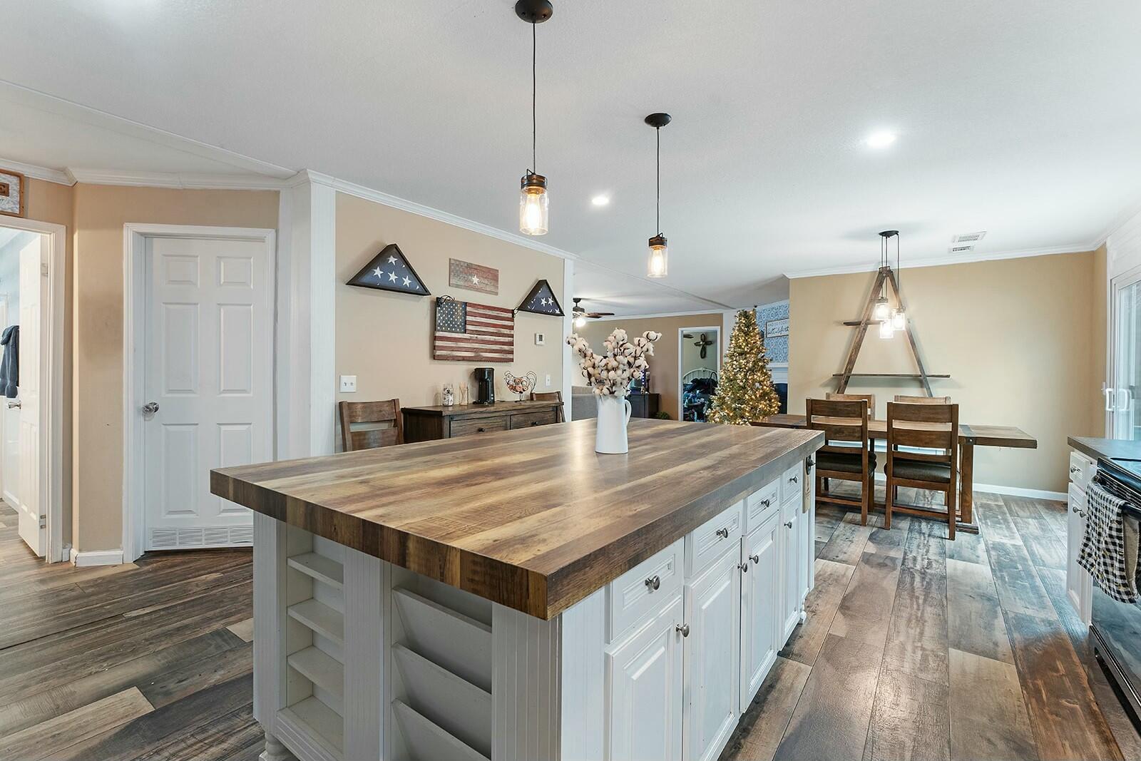 5412 Stallion Drive Crestview, FL 32539 - Photo 4 of 41 tempImageOKKN9g