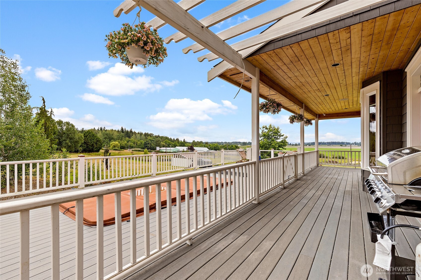 20076 Sinnes Road Mount Vernon, WA 98274 - Photo 24 of 40 a view of balcony with wooden floor