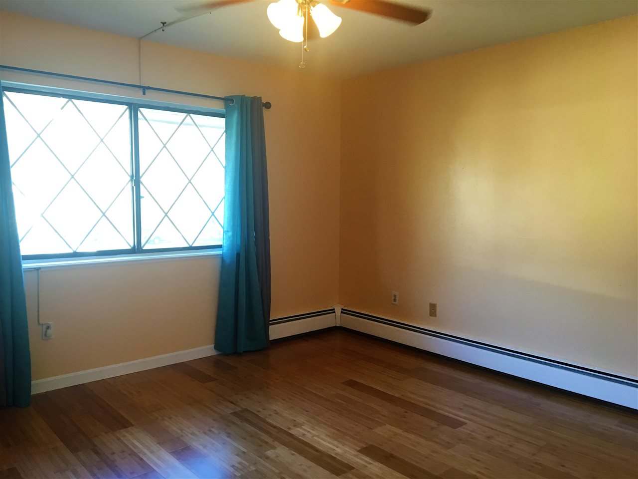 6 Strawberry Bank Road, Unit 11 Nashua, NH 03062 - Photo 7 of 10 Gallery Image 7