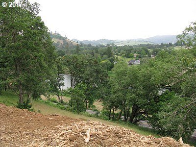 2843 Del Rio Road Roseburg, OR 97471 - Photo 8 of 10 Gallery Image 8
