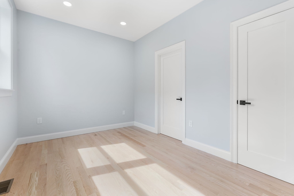 15 Parkridge Road Wayland, MA 01778 - Photo 24 of 42 Gallery Image 24