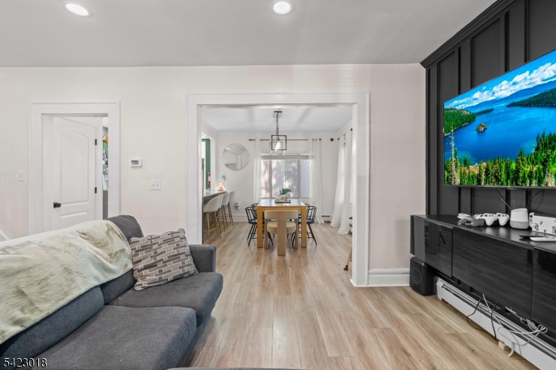 42 Richelieu Place Newark, NJ 07106 - Photo 2 of 9