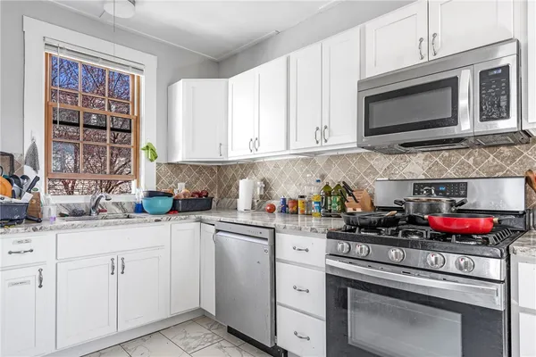 $5,500 | 104 Sheldon Street, Unit 2, Providence, RI 02906