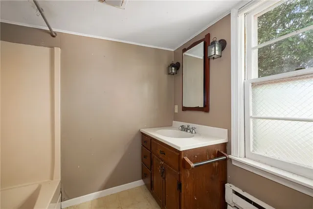 $460,000 | 1289 S Road, East Greenwich, RI 02818