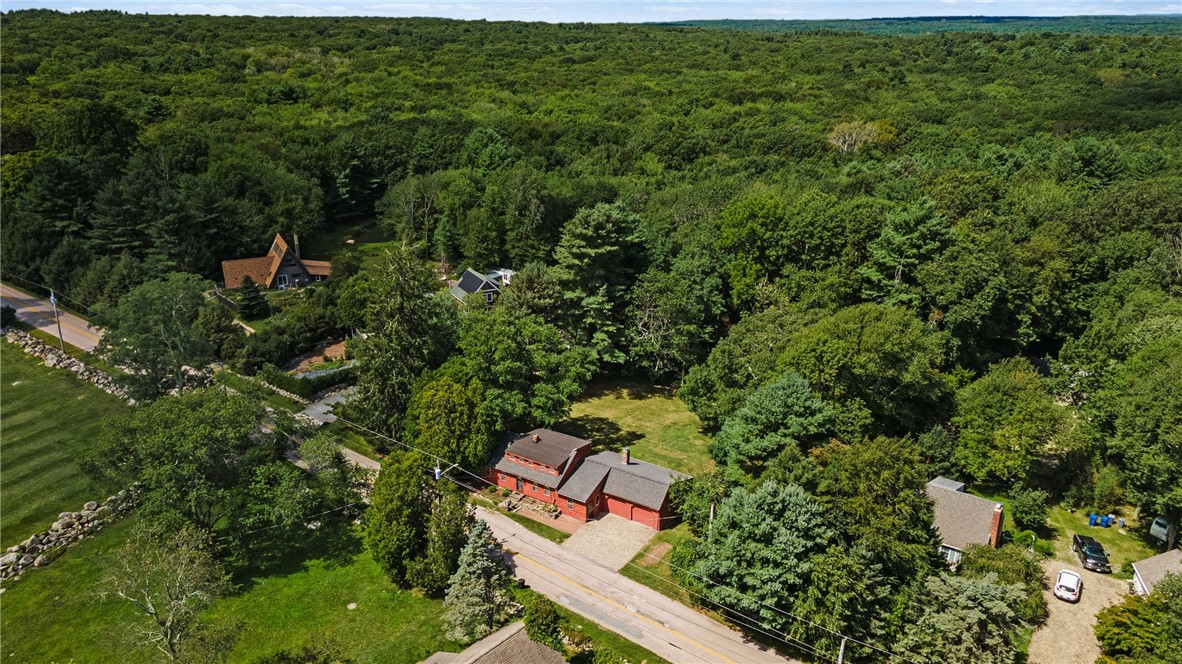 1289 S Road East Greenwich, RI 02818 - Photo 18 of 40