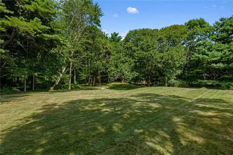 $460,000 | 1289 S Road, East Greenwich, RI 02818