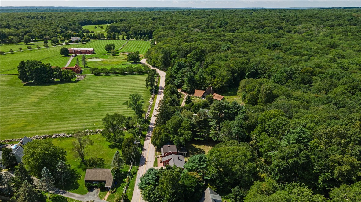 1289 S Road East Greenwich, RI 02818 - Photo 34 of 40
