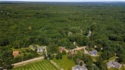 $460,000 | 1289 S Road, East Greenwich, RI 02818