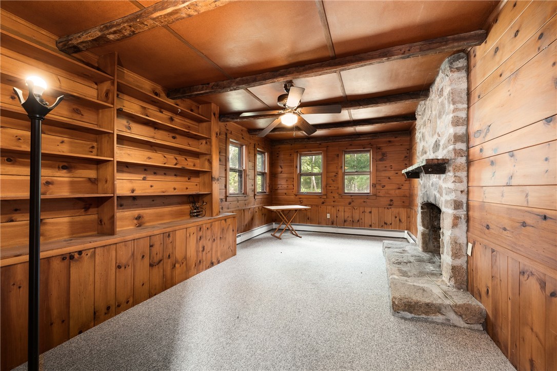 1289 S Road East Greenwich, RI 02818 - Photo 5 of 40