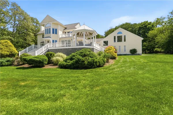 $1,875,000 | 38 Gondola Avenue, Jamestown, RI 02835