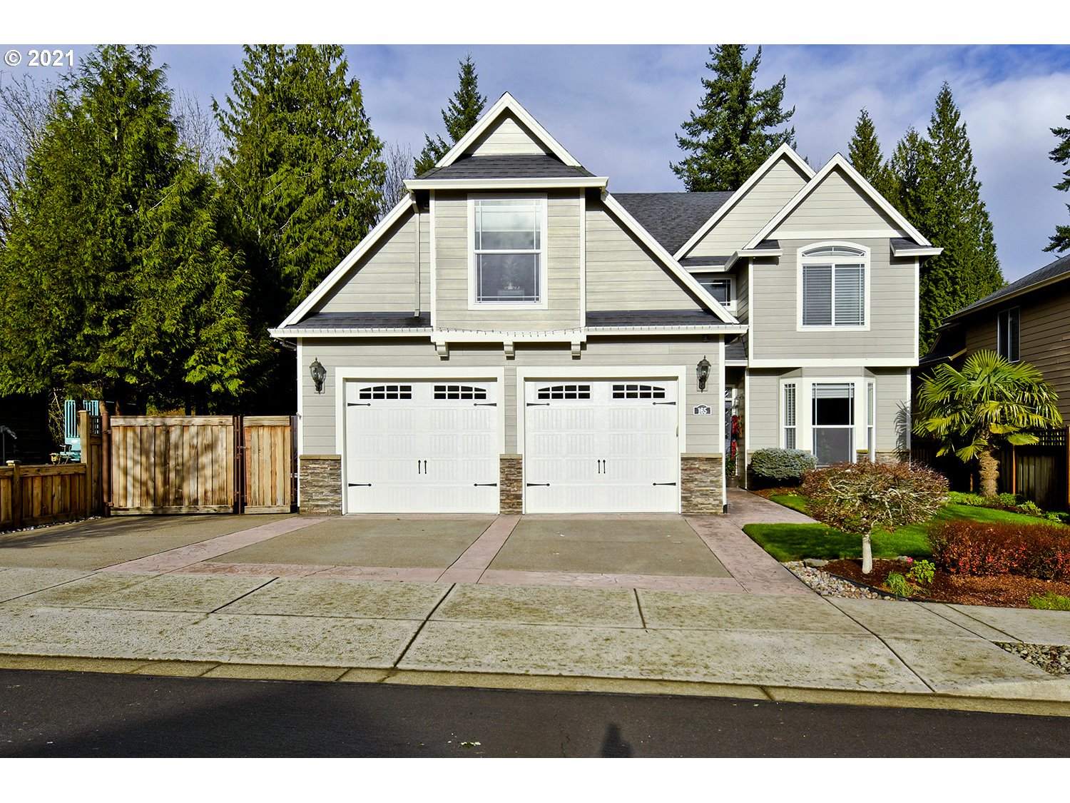 165 Southwest Gabbert Road Gresham, OR 97080 - Photo 1 of 32 Gallery Image 1