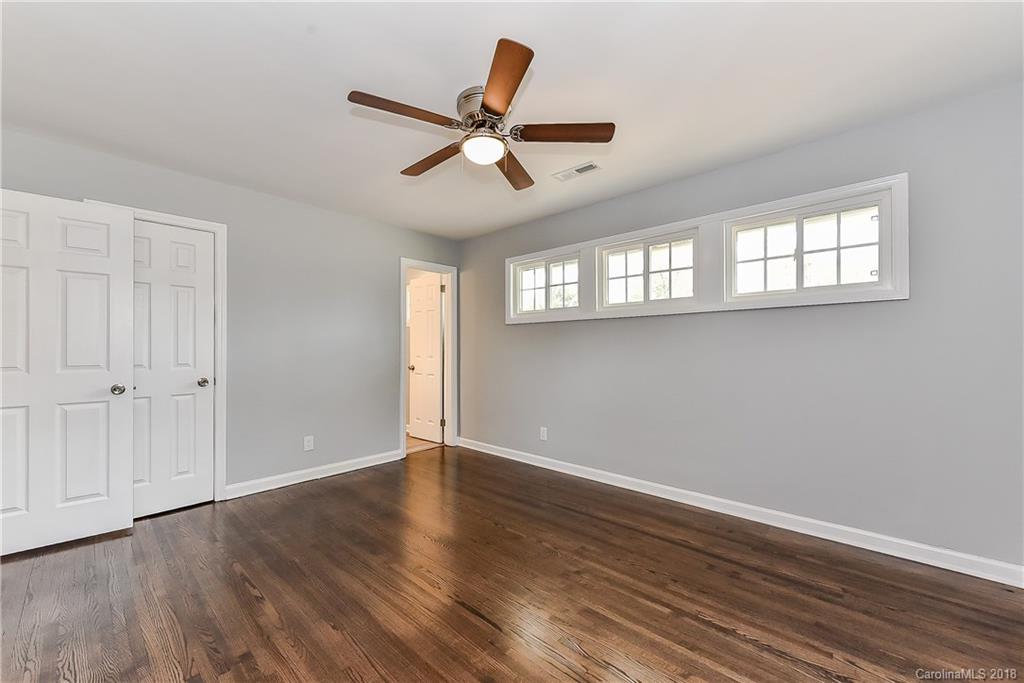 734 Vanderbrook Road Charlotte, NC 28215 - Photo 12 of 23