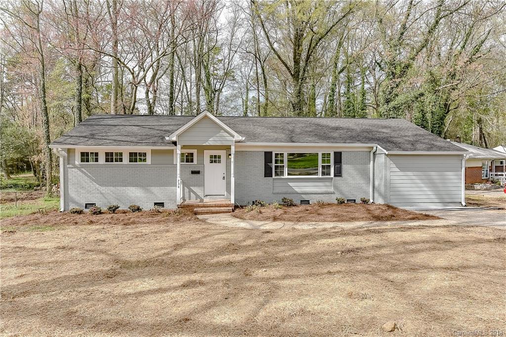 734 Vanderbrook Road Charlotte, NC 28215 - Photo 3 of 23