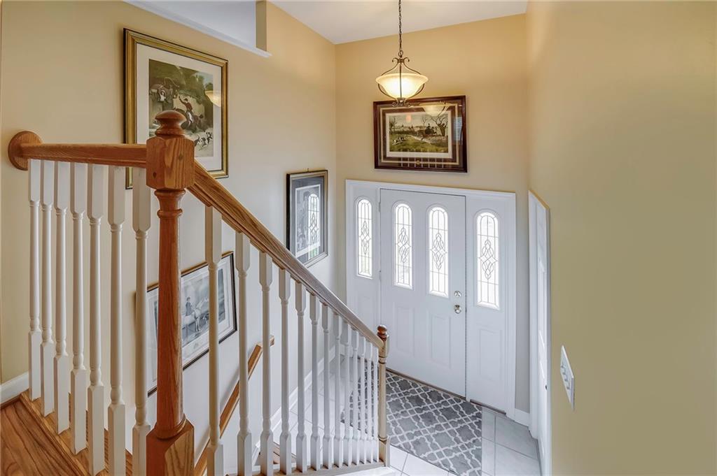 228 Wyngate Road Coraopolis, PA 15108 - Photo 2 of 25 Gallery Image 2