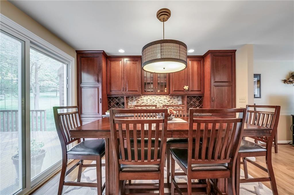 228 Wyngate Road Coraopolis, PA 15108 - Photo 11 of 25 Gallery Image 11