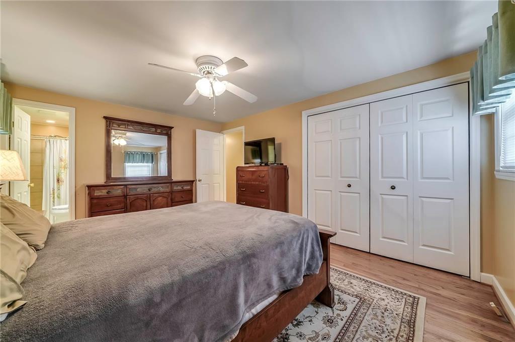 228 Wyngate Road Coraopolis, PA 15108 - Photo 14 of 25 Gallery Image 14