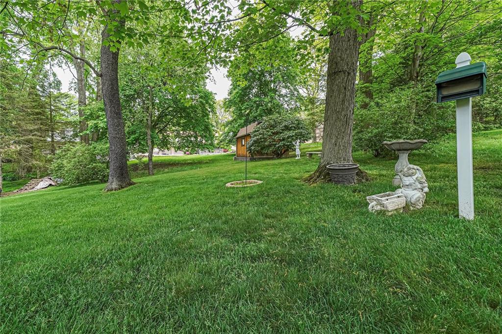 228 Wyngate Road Coraopolis, PA 15108 - Photo 24 of 25 Gallery Image 24