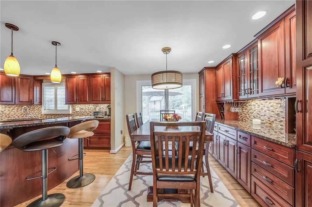 228 Wyngate Road Coraopolis, PA 15108 - Photo 10 of 25 Gallery Image 10