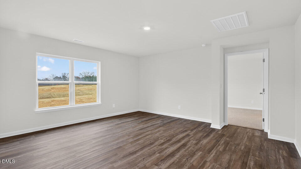 113 Daniel Road Smithfield, NC 27577 - Photo 14 of 40 Living Room