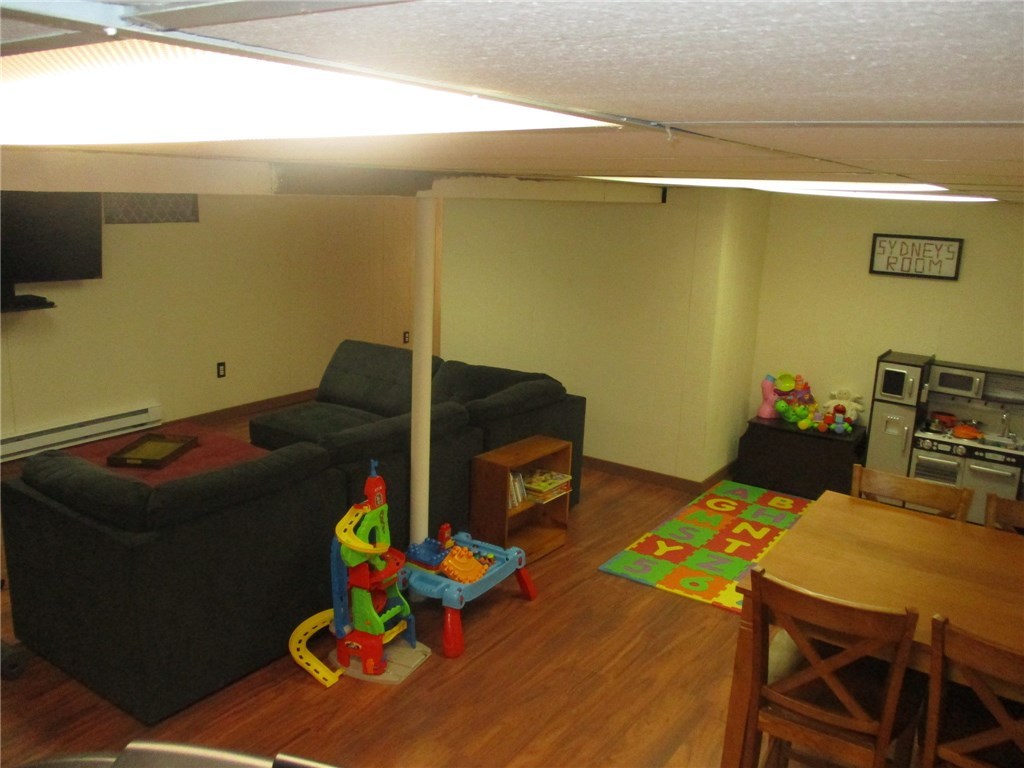 36 Whittier Road Pawtucket, RI 02861 - Photo 21 of 29