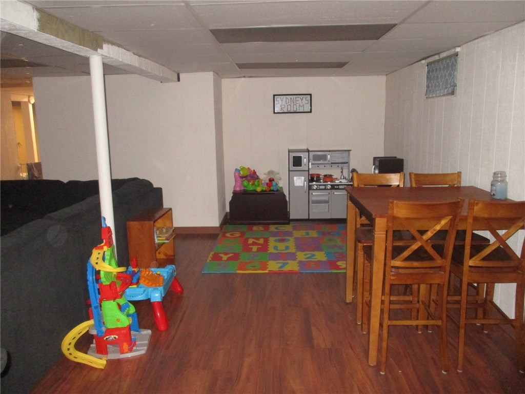 36 Whittier Road Pawtucket, RI 02861 - Photo 22 of 29