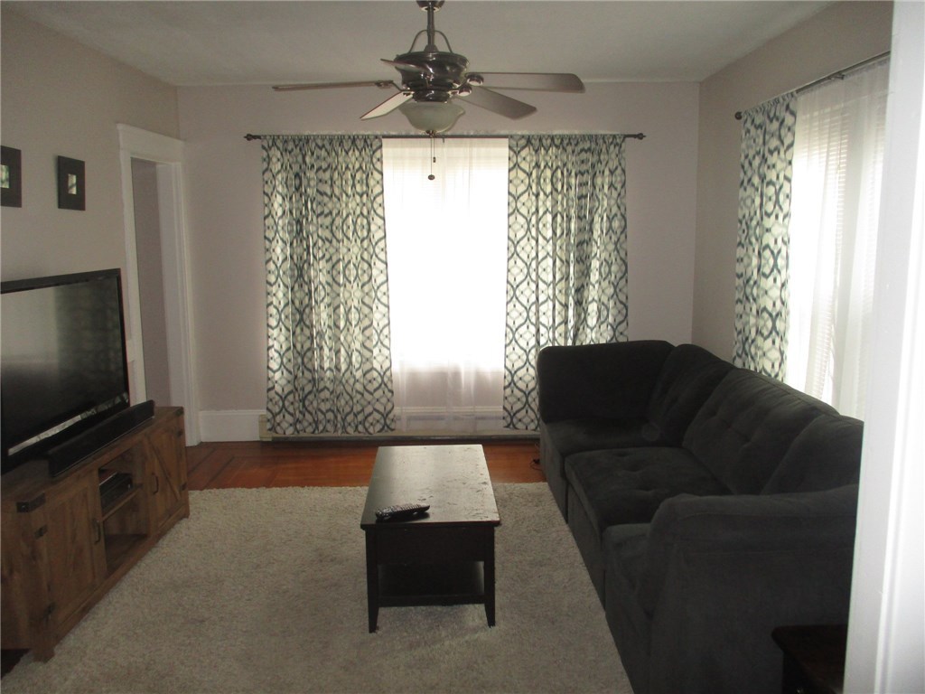 36 Whittier Road Pawtucket, RI 02861 - Photo 8 of 29