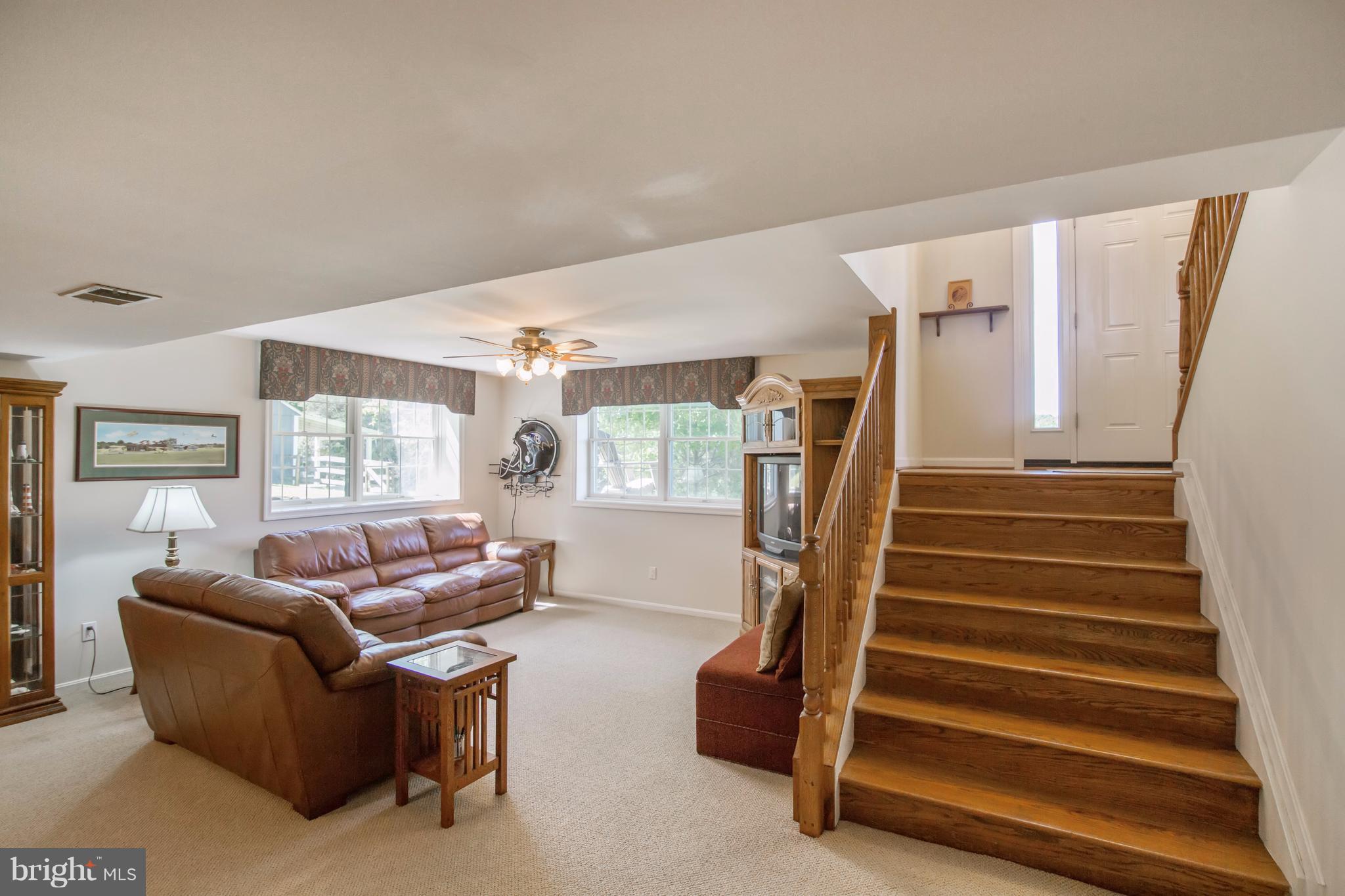 26809 Haines Road Clarksburg, MD 20871 - Photo 19 of 30 Family Room