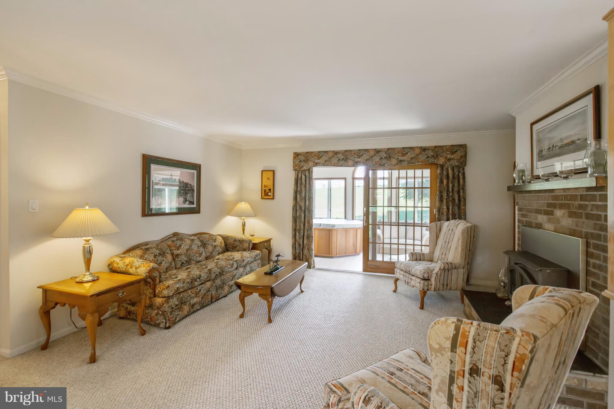 26809 Haines Road Clarksburg, MD 20871 - Photo 10 of 30 Living Room