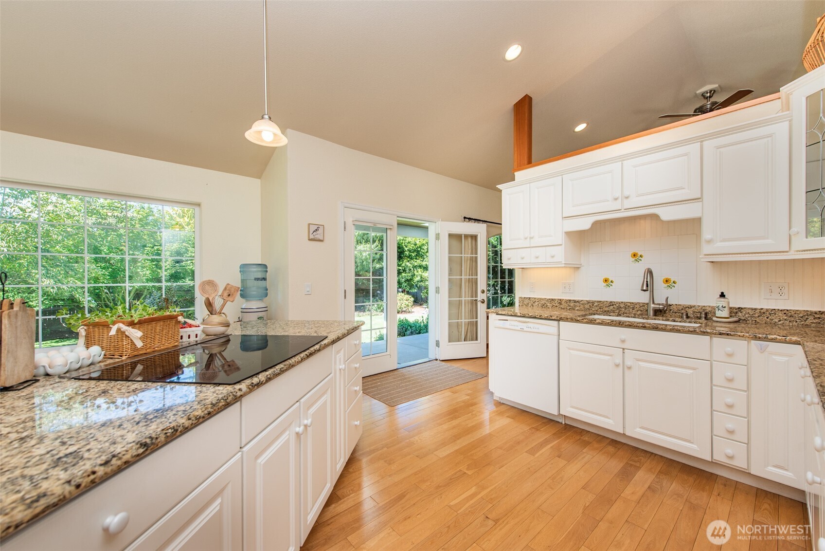 142 Charles Way Sequim, WA 98382 - Photo 14 of 40