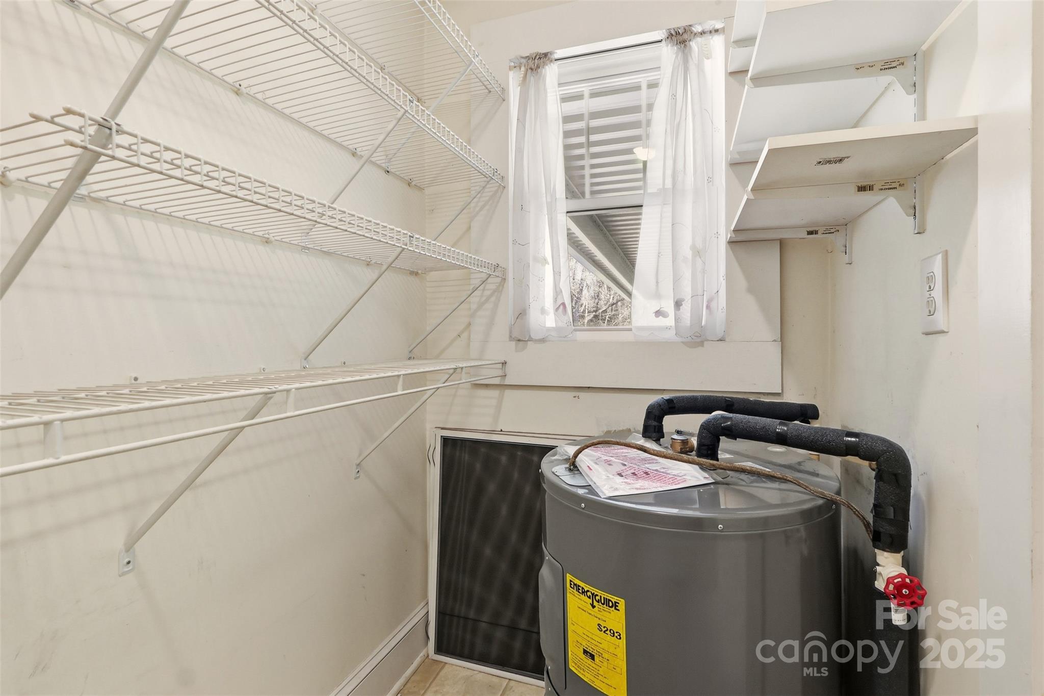 1640 Long Ferry Road Salisbury, NC 28146 - Photo 15 of 47 a utility room with dryer and washer