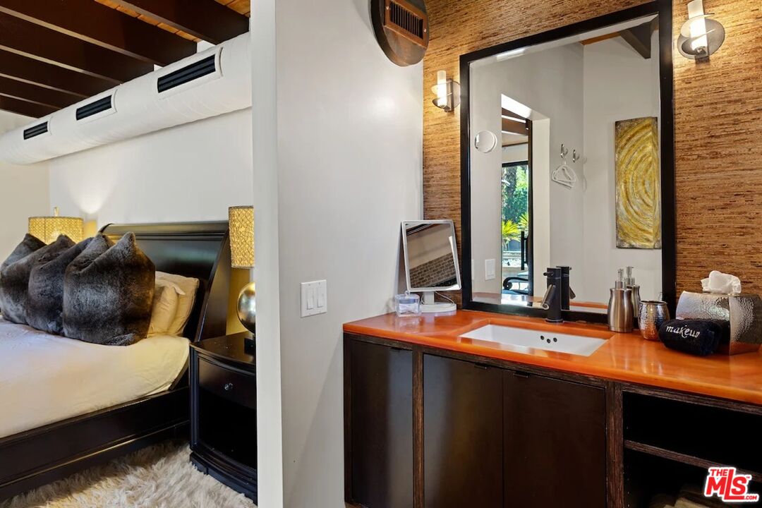 775 North Mission Road Palm Springs, CA 92262 - Photo 16 of 28