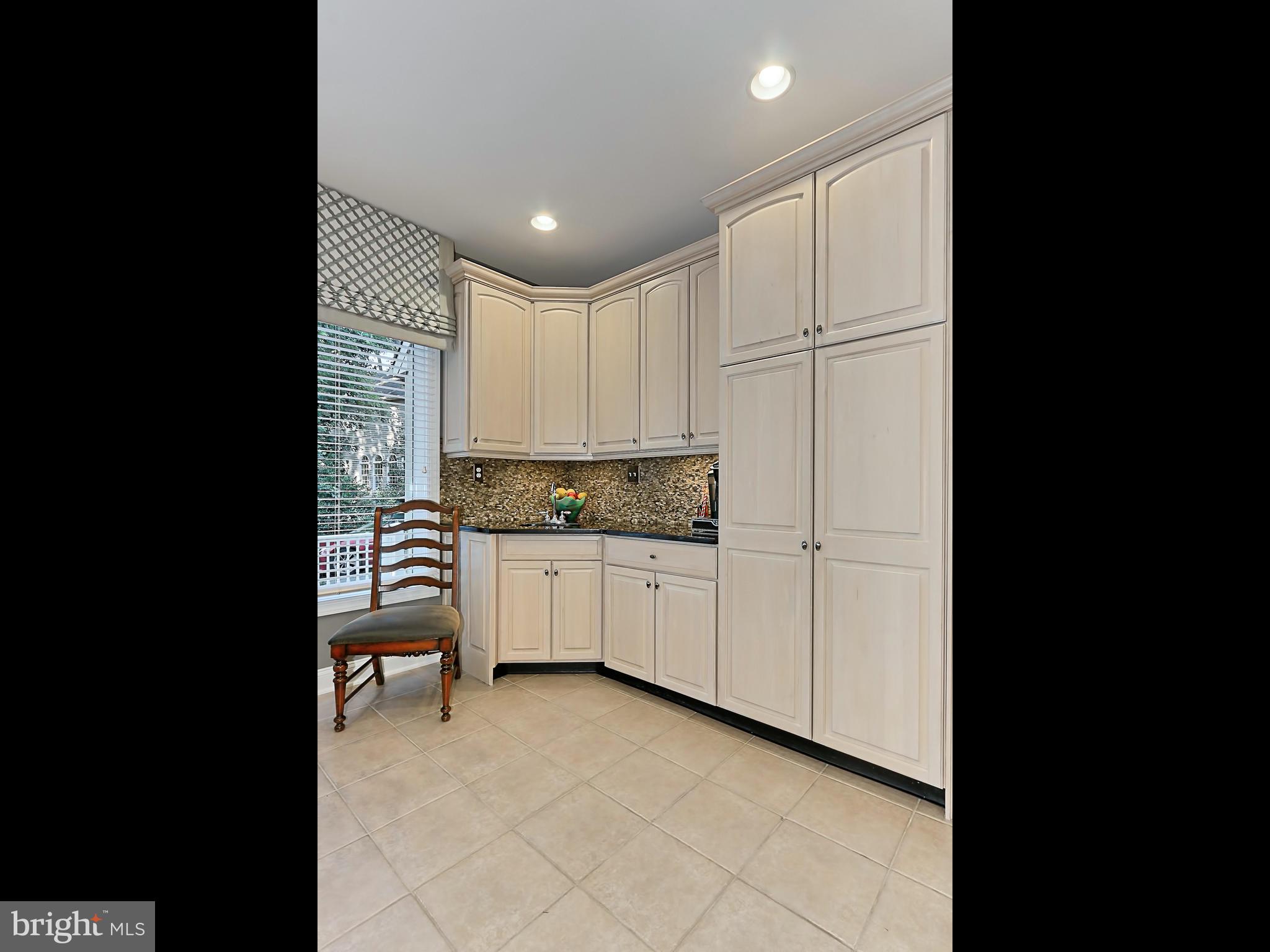 1284 Cobble Pond Way Vienna, VA 22182 - Photo 24 of 68