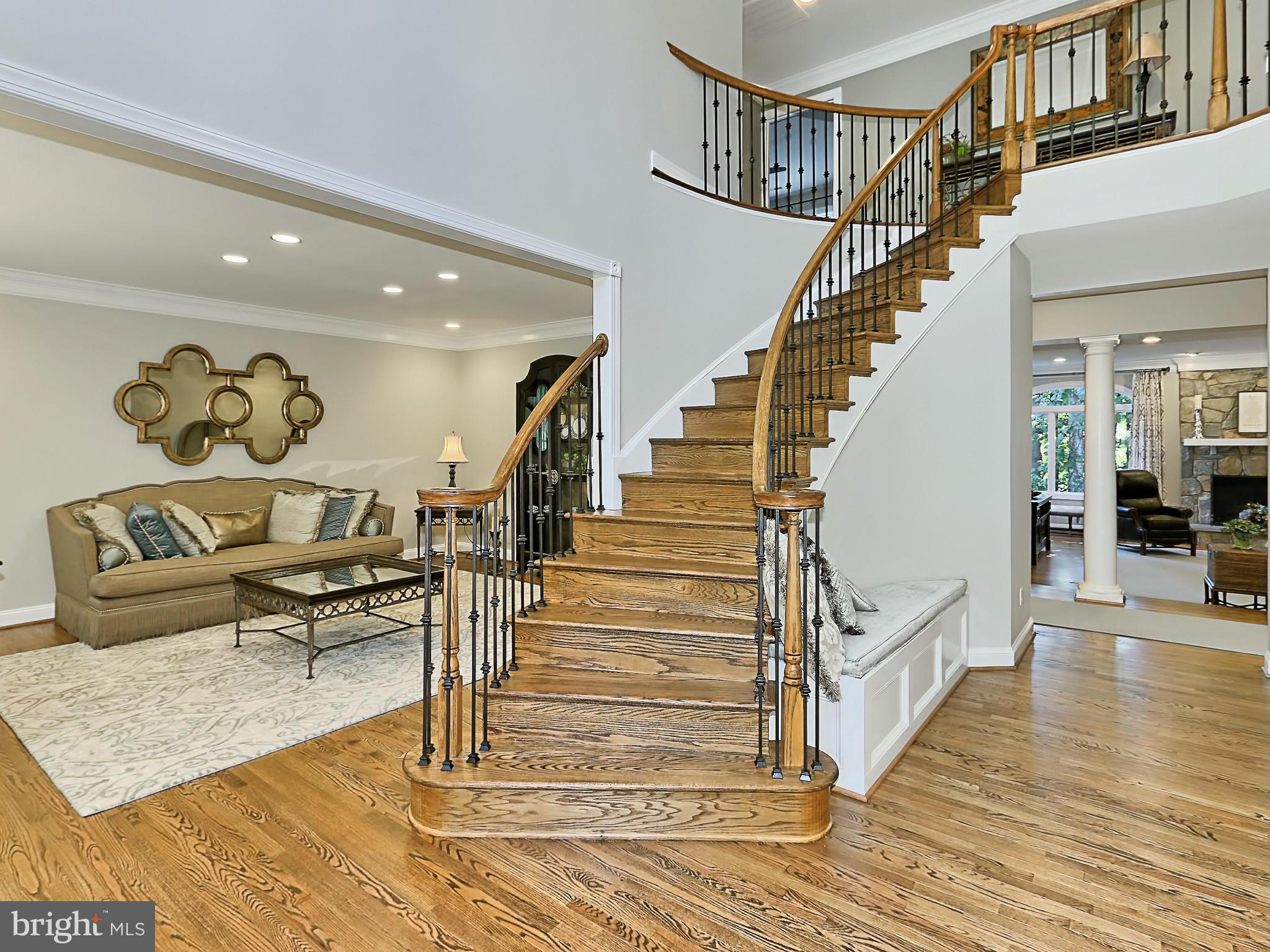 1284 Cobble Pond Way Vienna, VA 22182 - Photo 4 of 68