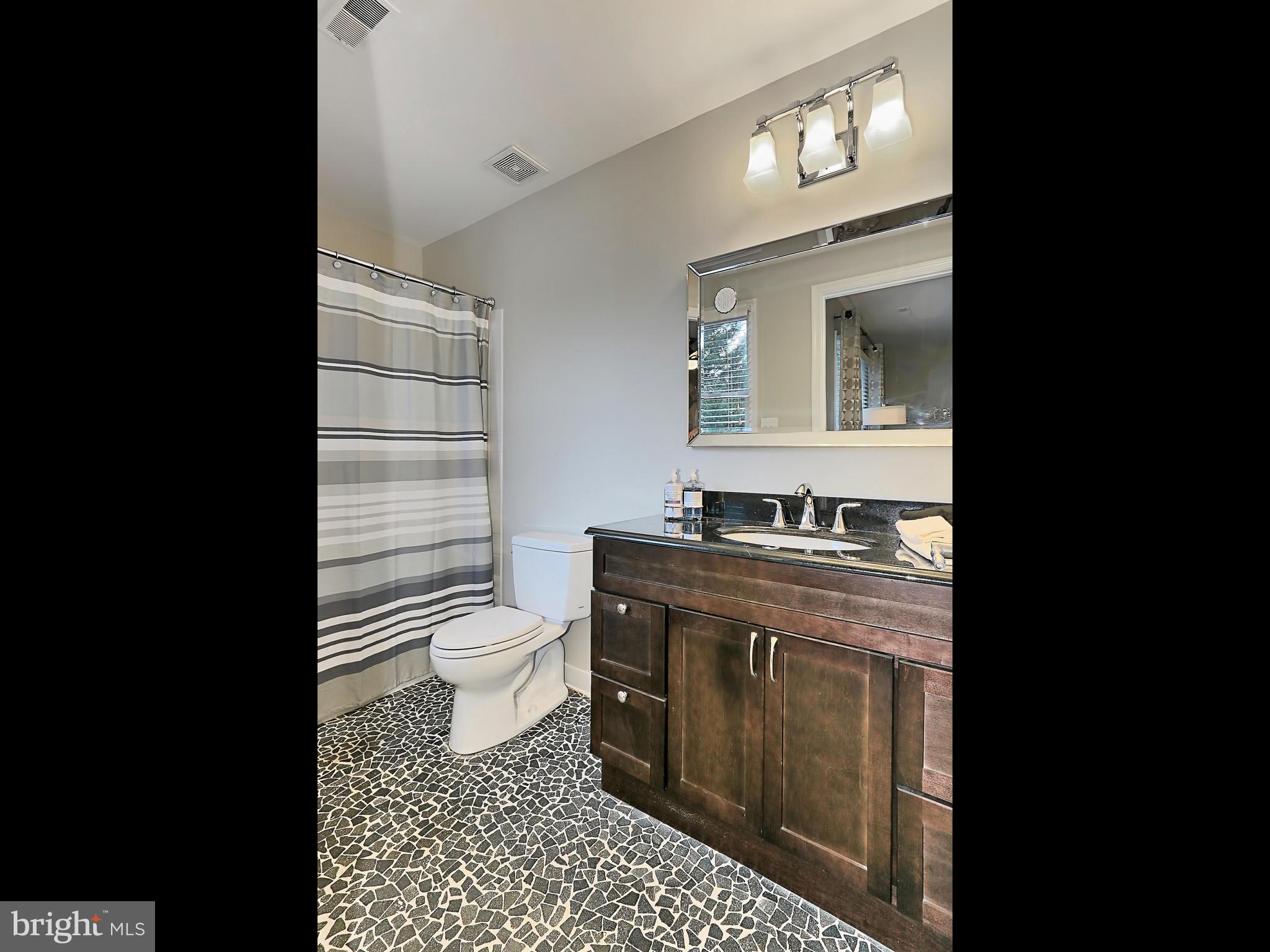 1284 Cobble Pond Way Vienna, VA 22182 - Photo 46 of 68