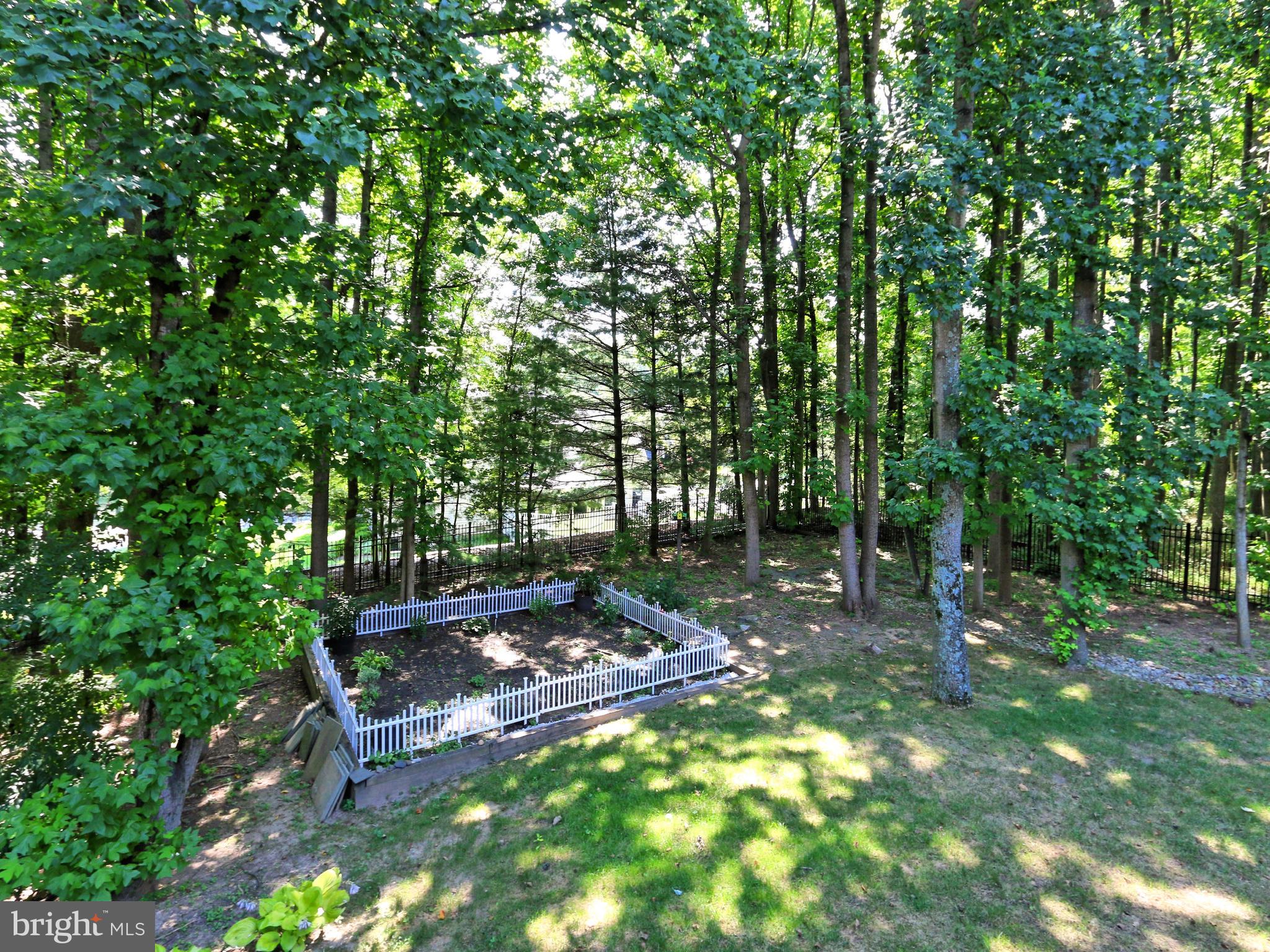 1284 Cobble Pond Way Vienna, VA 22182 - Photo 57 of 68