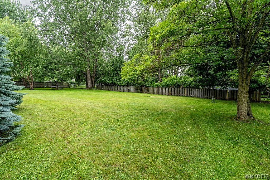 110 North Cayuga Road Amherst, NY 14221 - Photo 40 of 50