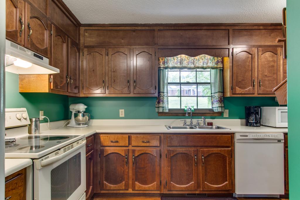 661 Rabbit Trail Road Lynnville, TN 38472 - Photo 11 of 29 Gallery Image 11