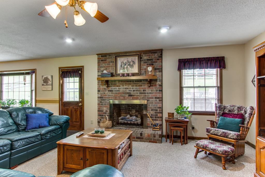 661 Rabbit Trail Road Lynnville, TN 38472 - Photo 7 of 29 Gallery Image 7