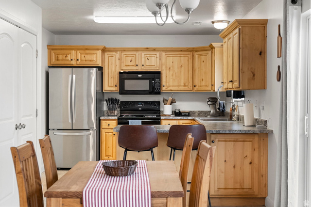1880 South 1325th Street West Logan, UT 84321 - Photo 12 of 37