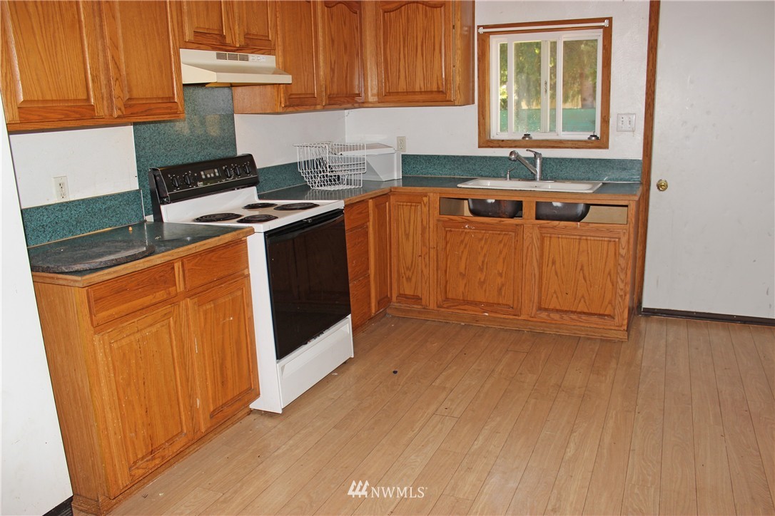18315 Bend Street Southwest Rochester, WA 98579 - Photo 12 of 25
