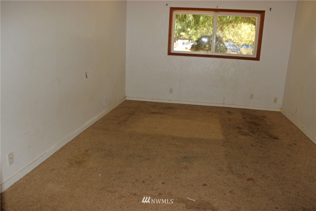 18315 Bend Street Southwest Rochester, WA 98579 - Photo 15 of 25