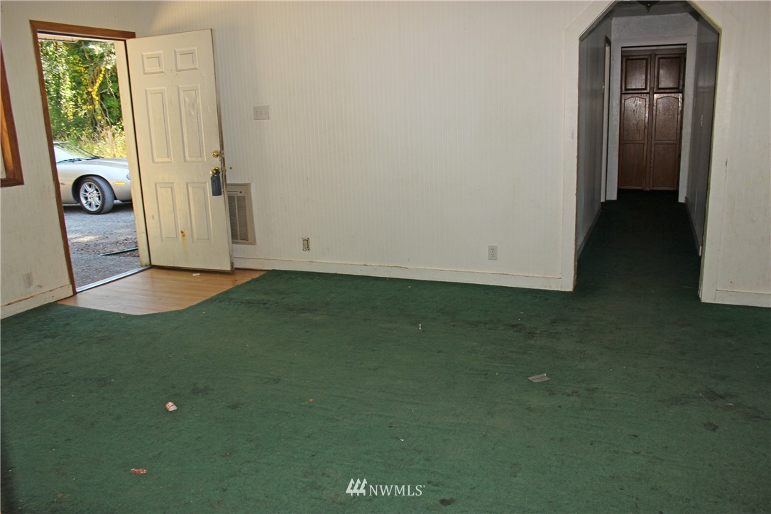 18315 Bend Street Southwest Rochester, WA 98579 - Photo 16 of 25