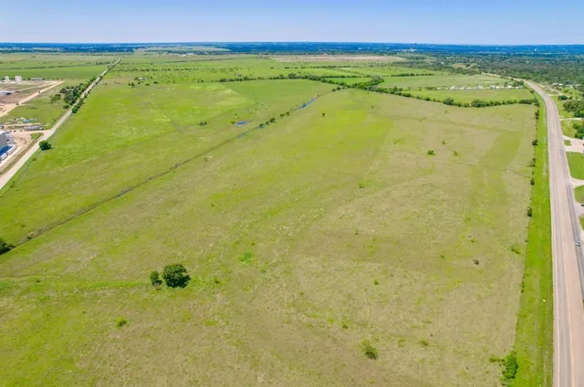 $5,100,000 | 183 North Briggs Tx 78608 North, Briggs, TX 78608