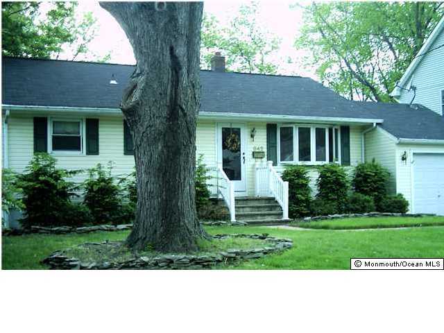 642 Hopping Road Middletown, NJ 07718 - Photo 1 of 3 Primary Photo