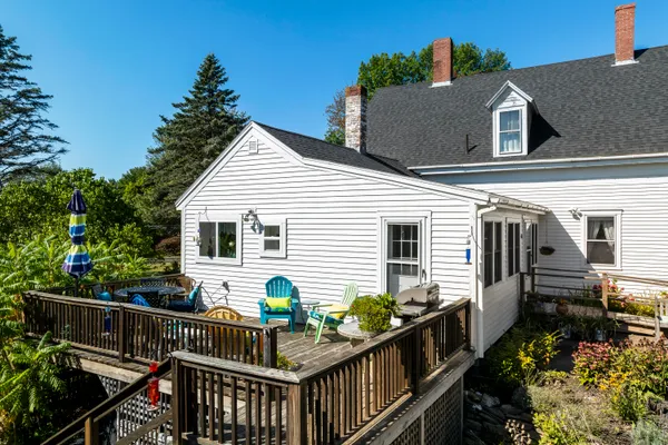 $595,000 | 664 Boothbay Road, Edgecomb, ME 04556