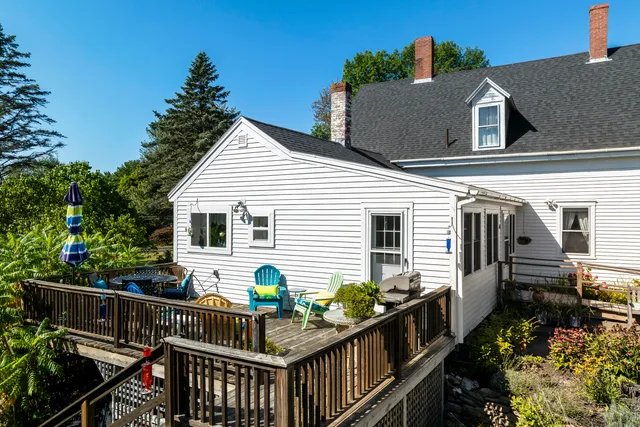 $595,000 | 664 Boothbay Road, Edgecomb, ME 04556