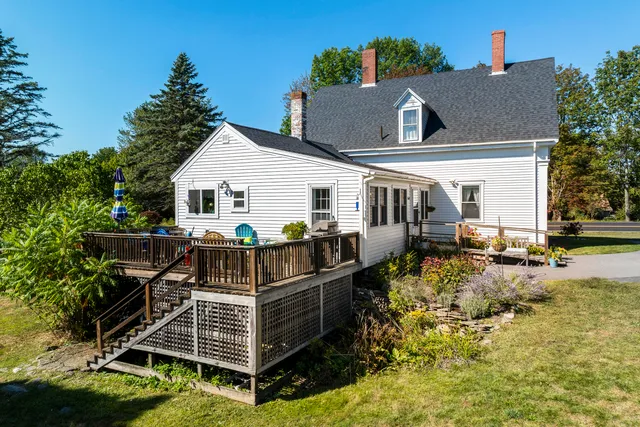 $595,000 | 664 Boothbay Road, Edgecomb, ME 04556