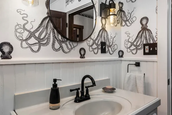 $595,000 | 664 Boothbay Road, Edgecomb, ME 04556