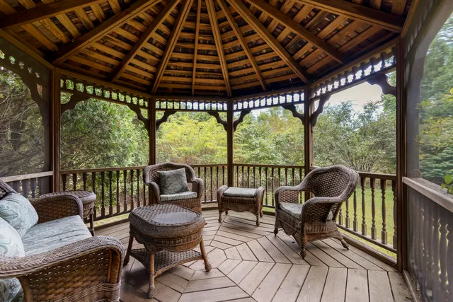 $595,000 | 664 Boothbay Road, Edgecomb, ME 04556